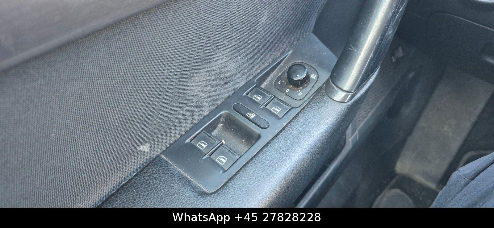 Volkswagen Passat 2011 — photo 19