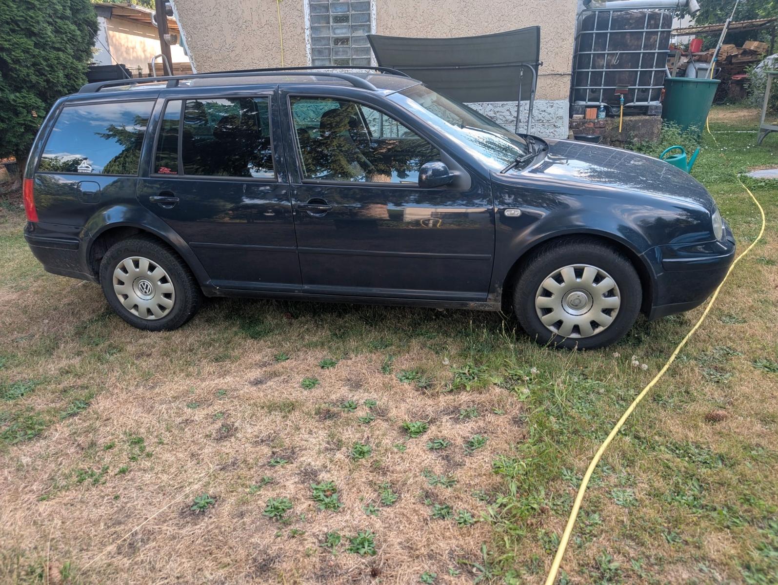 Volkswagen Golf 2006 — interior