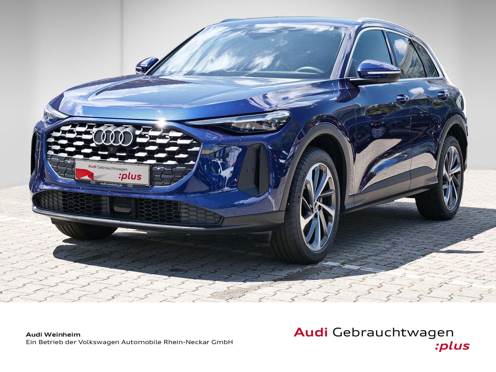 Audi Q5 TFSI neues Model Stronic LED PDC plus AHK Kam