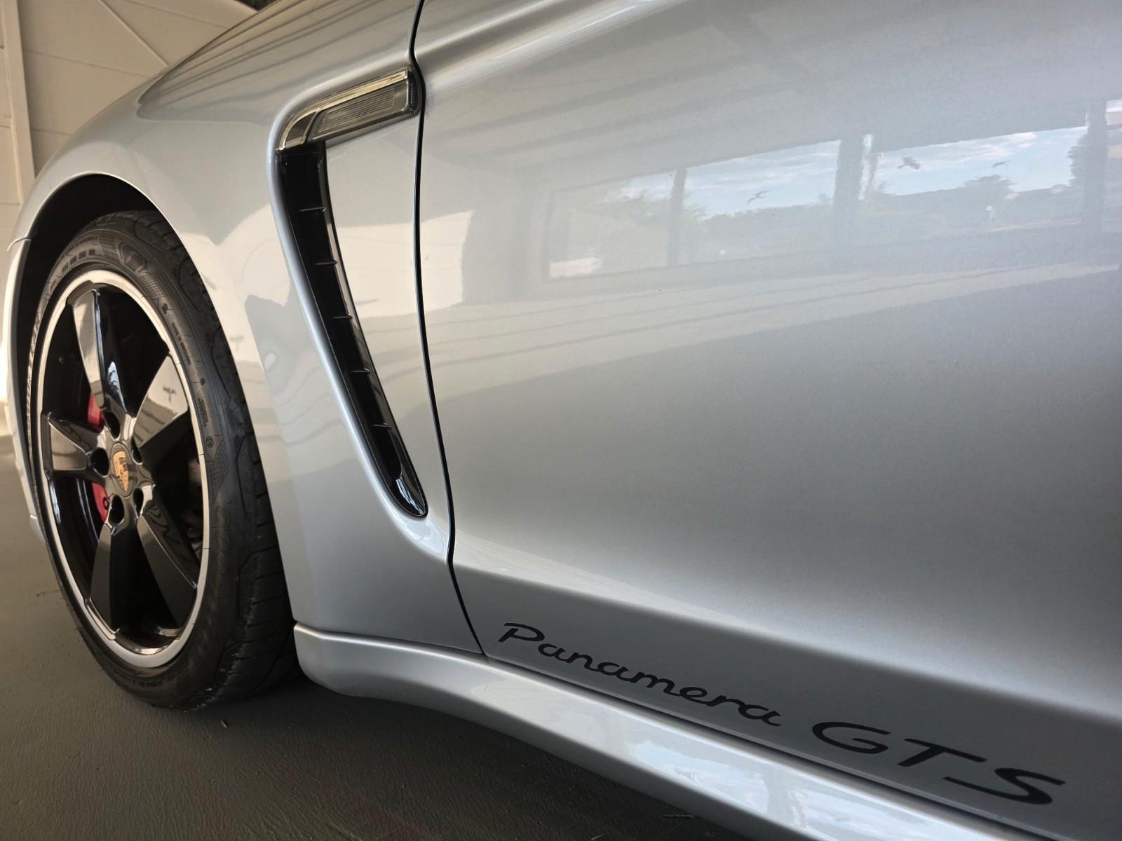 Porsche Panamera GTS