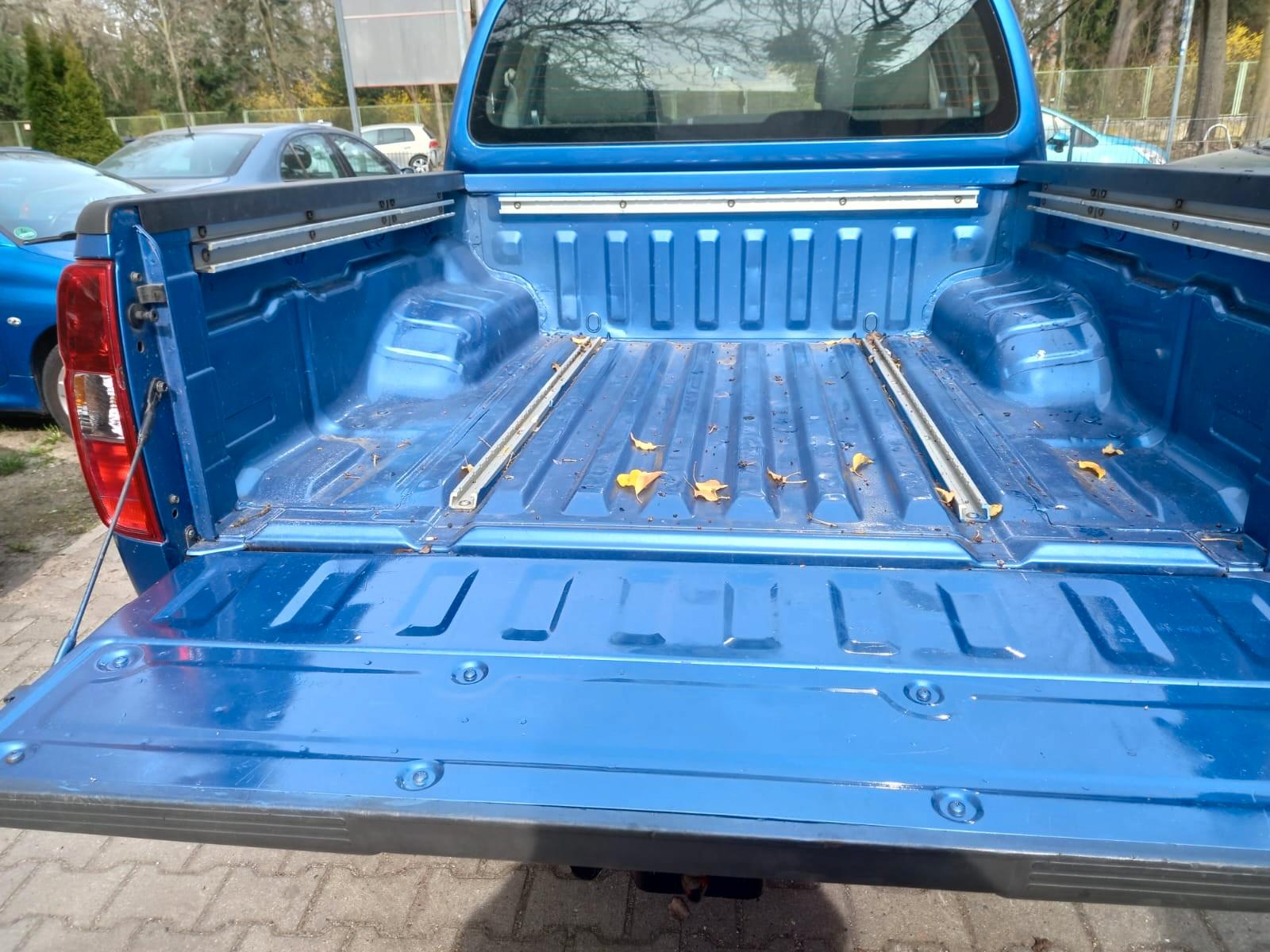 NISSAN NAVARA 92000 TKM | 190 ch | 4X4 | BVM - CLIM - TUV