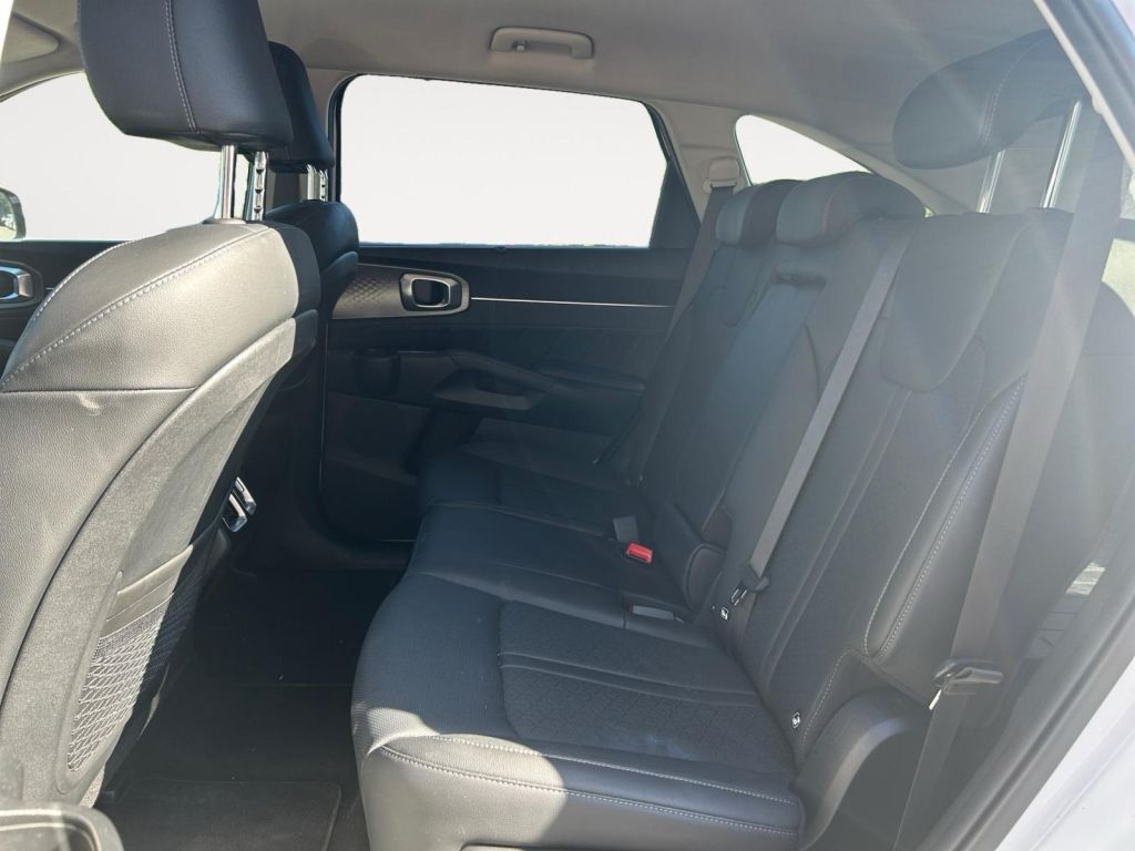 Fahrzeugabbildung Kia Sorento 1.6T-GDI Hybrid AWD OPF Aut. Spirit Driv