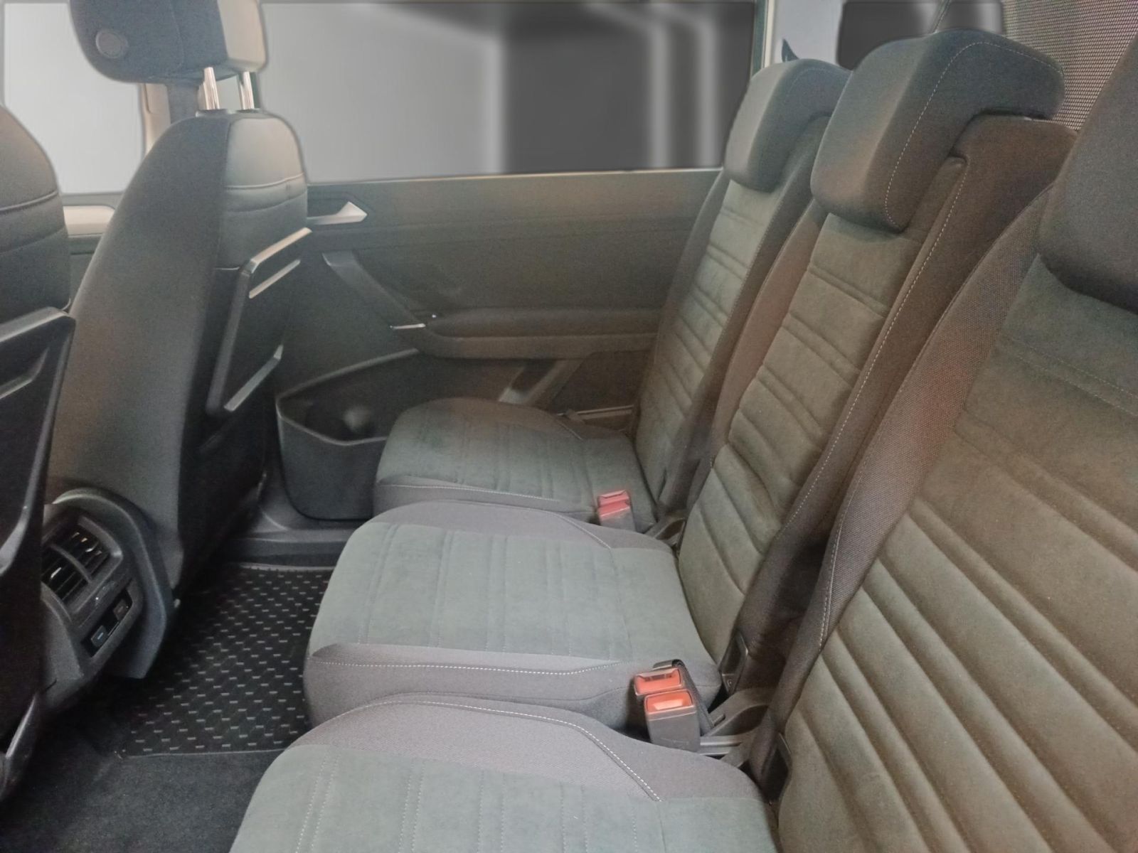 Volkswagen Touran - Bild 18