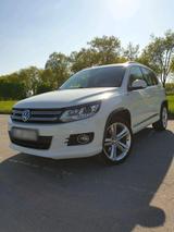 Volkswagen tiguan r line 2014 4 motion - Volkswagen Tiguan mit Diesel-Antrieb: Limousine, Automatik