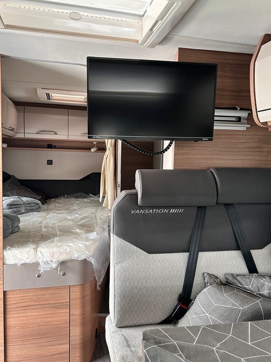 Fahrzeugabbildung Knaus Van TI VANSATION 550 MF AHK Rahmenfenster L-Sit