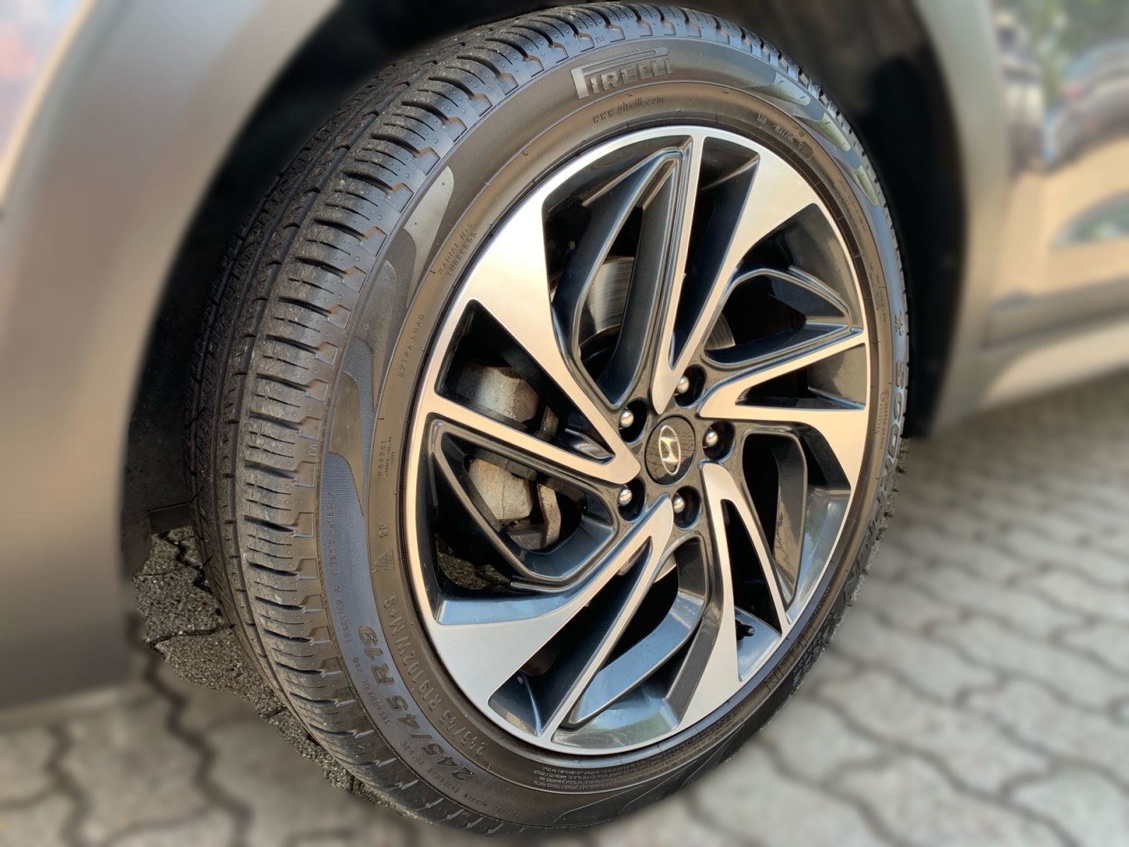 Fahrzeugabbildung Hyundai TUCSON 1.6 Turbo Advantage+ Panorama Dach 1Hd