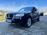 BMW X3 xDrive20d |Panorama|HUD|Voll Leder|AHK|CarPla - BMW X3 aus 2011: Xdrive20d