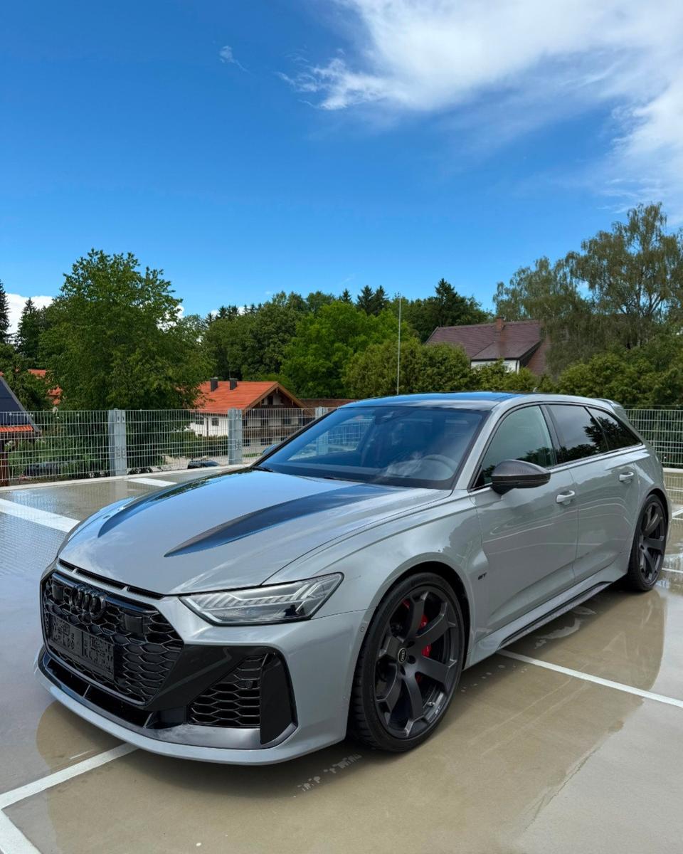 Audi RS6 Avant GT PANO/STANDHZG !! 1 of 660