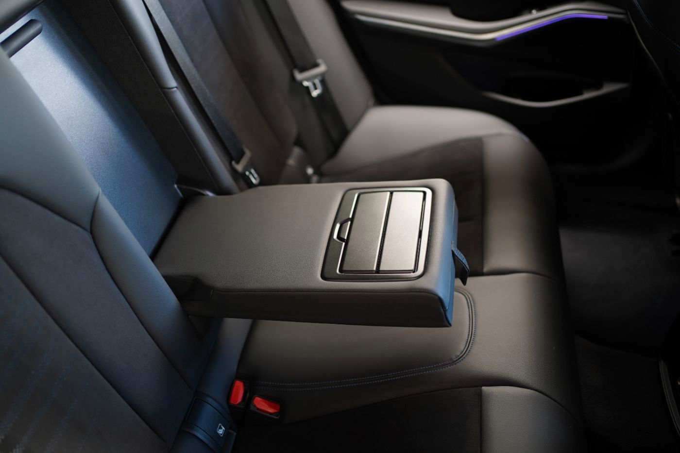 Fahrzeugabbildung BMW 320d xDrive M Sport +Laserlicht+Komfortzugang++