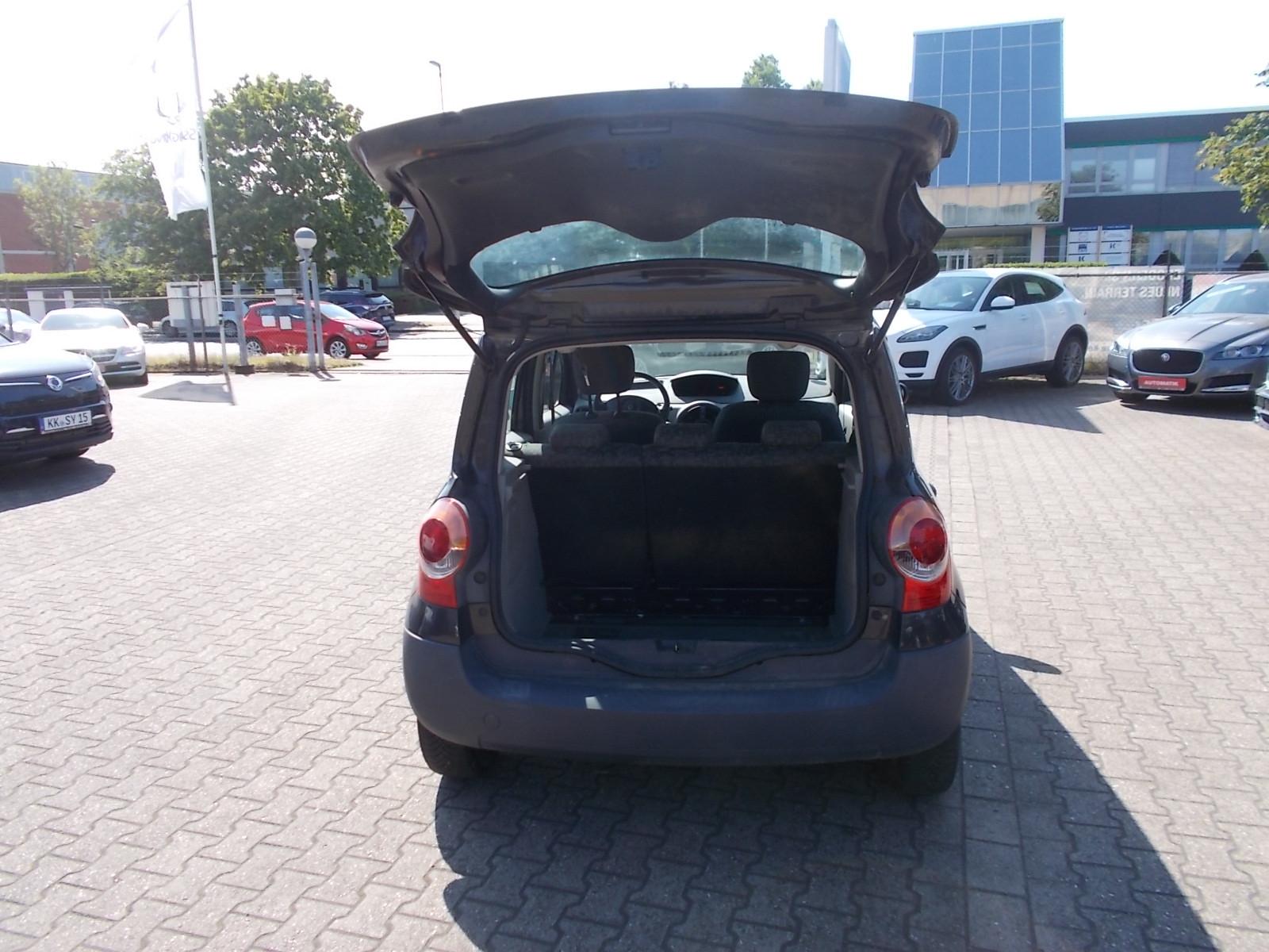 Renault Modus 2006 — photo 12