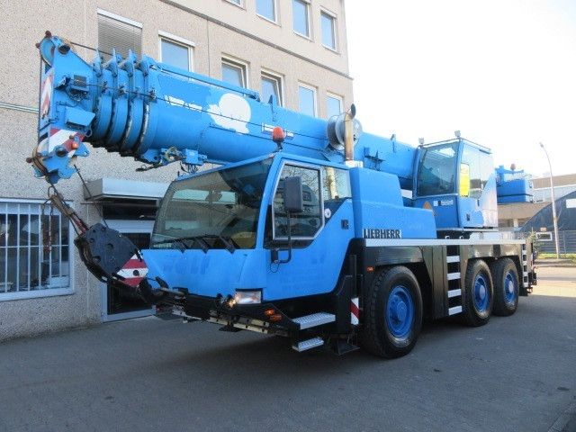 Liebherr LTM 1055 6x6 55ton