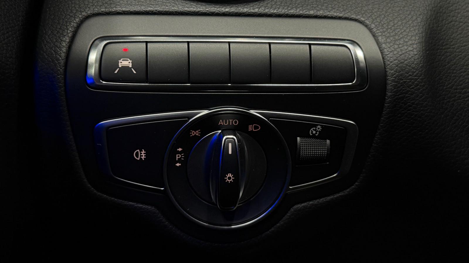 Mercedes-Benz C 200 Limousine LCI/CarPlay/LED/RFK/Avantgarde