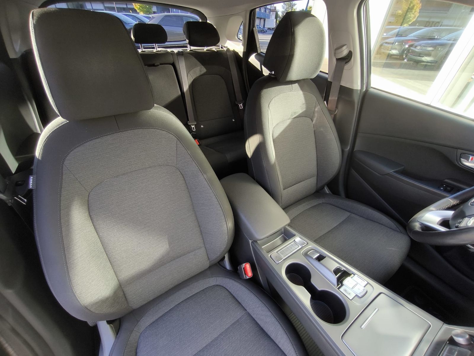 Fahrzeugabbildung Hyundai Kona Trend NAVI+LED+SHZ+HEADUP+KAMERA+ACC+WP+