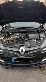 Renault Verkauf wg. Firmenwagen. Megane GTour Limited  - gebrauchte Renault Megane aus dem Jahr 2015