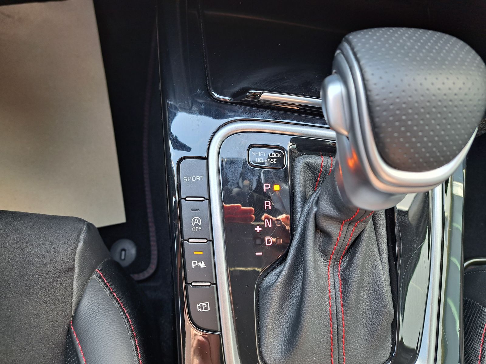 Fahrzeugabbildung Kia ProCeed GT JBL-SOUND PARK-ASSISTENT NAVI LED