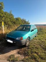 Toyota Starlet P9 - TÜV 06/28 - Toyota Starlet mit Benzin-Antrieb: Kleinwagen