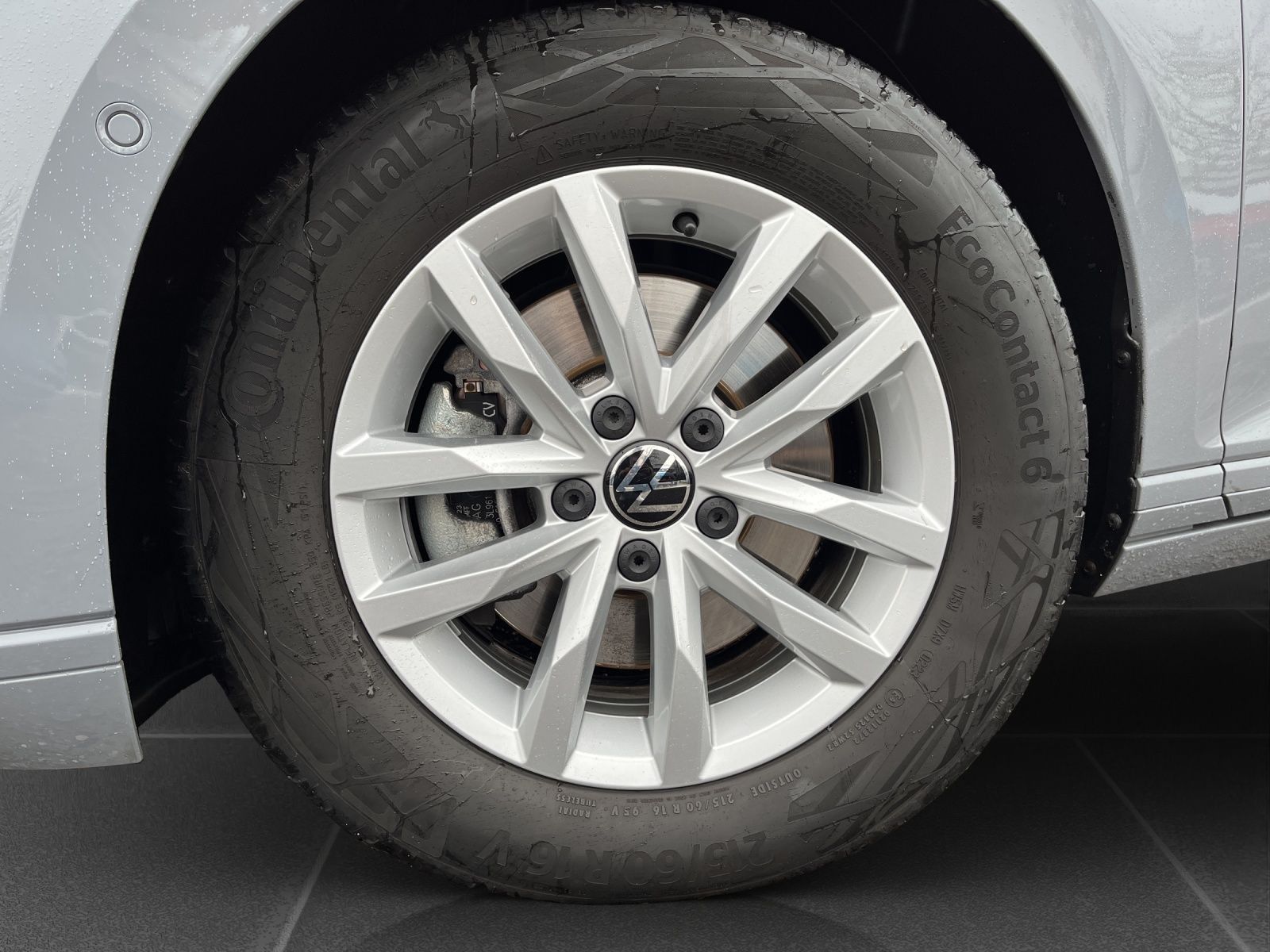 Volkswagen Passat Variant - Bild 8