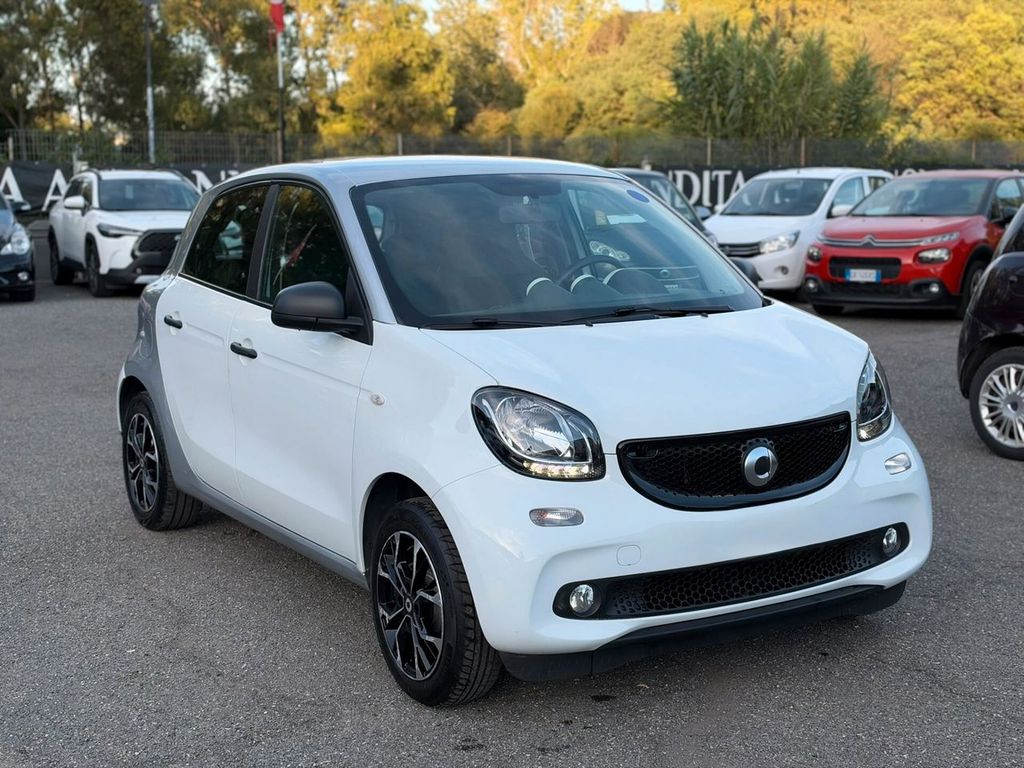 Image of Smart ForFour