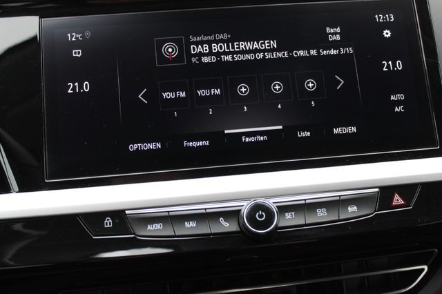 Fahrzeugabbildung Opel Grandland 1.2 Turbo Enjoy 360,KlimaA,LED,SHZ,PDC