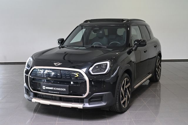 MINI Countryman SE (Cooper) ALL4 Favoured Trim Pano 