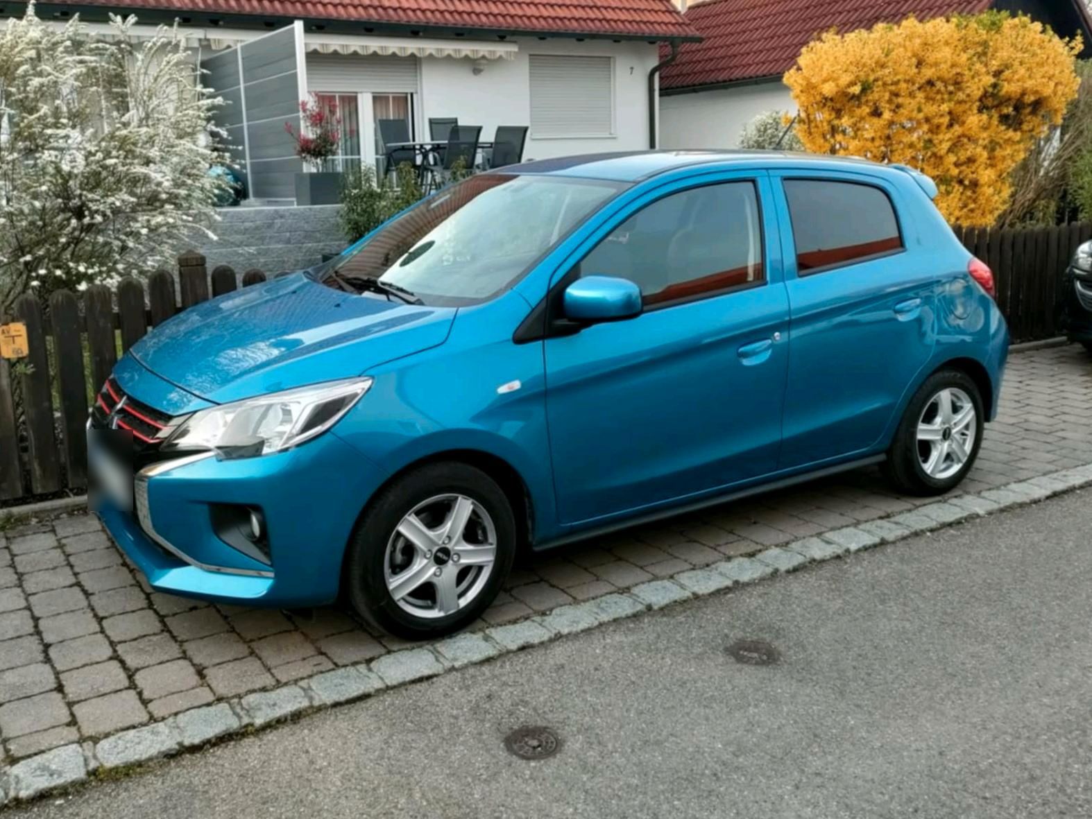MITSUBISHI Space Star