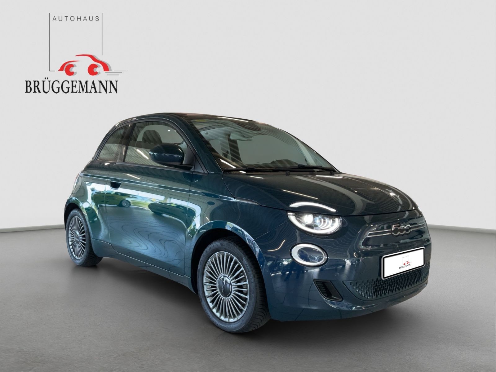 Fahrzeugabbildung Fiat 500e Cabriolet Icon + Kamera, LED, Sitzheizung