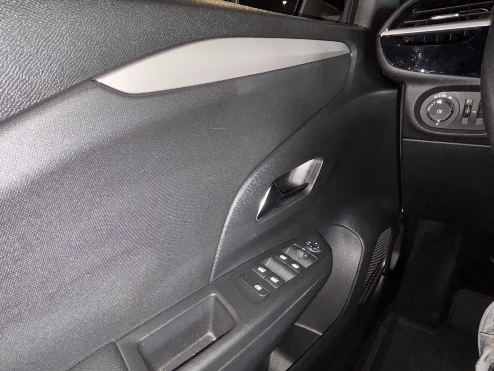 Fahrzeugabbildung Opel Corsa-e Style +SHZ+NAVI+TEMPOMAT+BLUTOOTH+