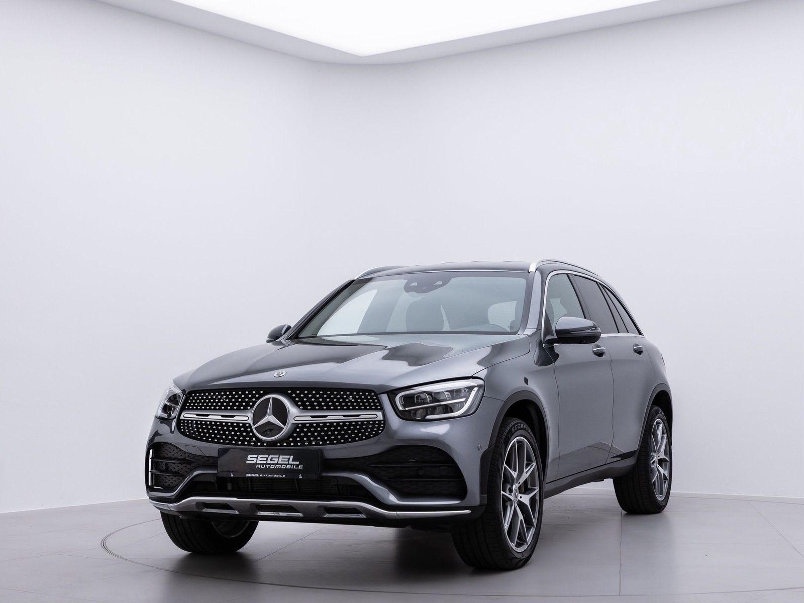 MERCEDES-BENZ GLC 300 e 4Matic /AMG-LINE/LED/HEAD-UP/360°KAM/