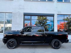 DODGE RAM 3500 Crew Cab Laramie 6.7l HO Luftfederung