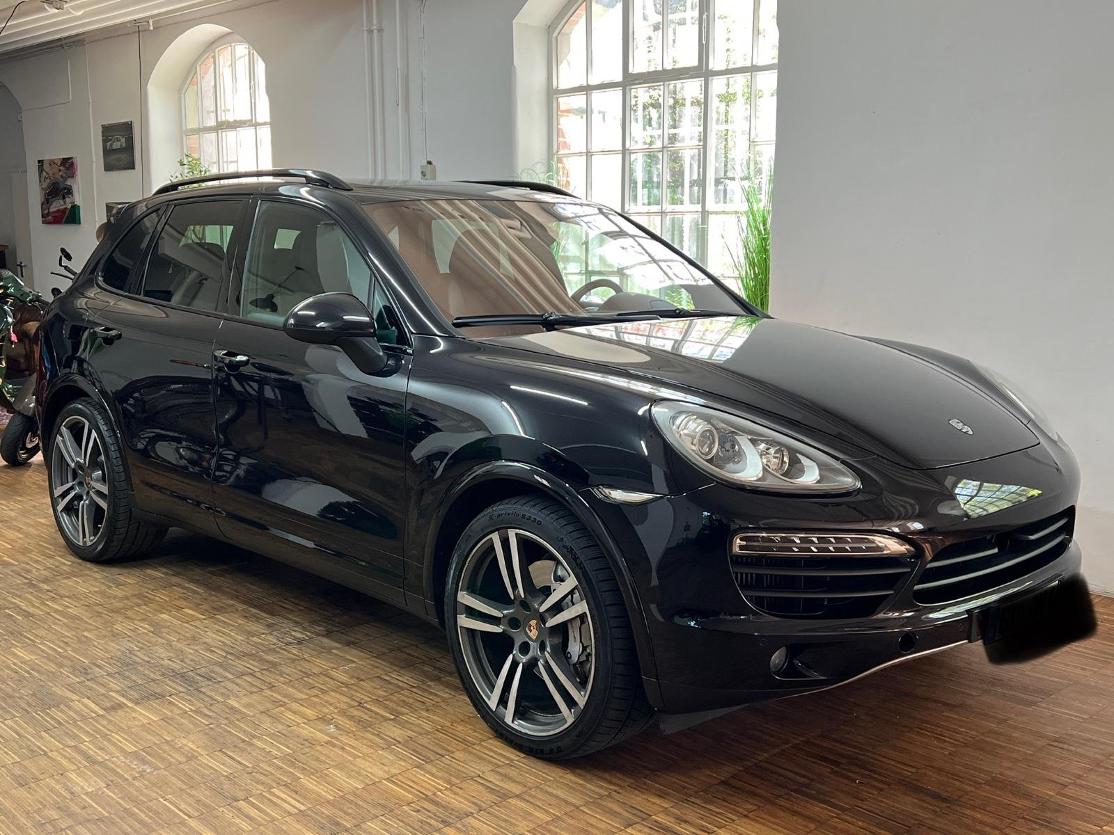 Porsche Cayenne S Diesel/Sport/ACC/Pano/AHK/Luft/21 Zoll
