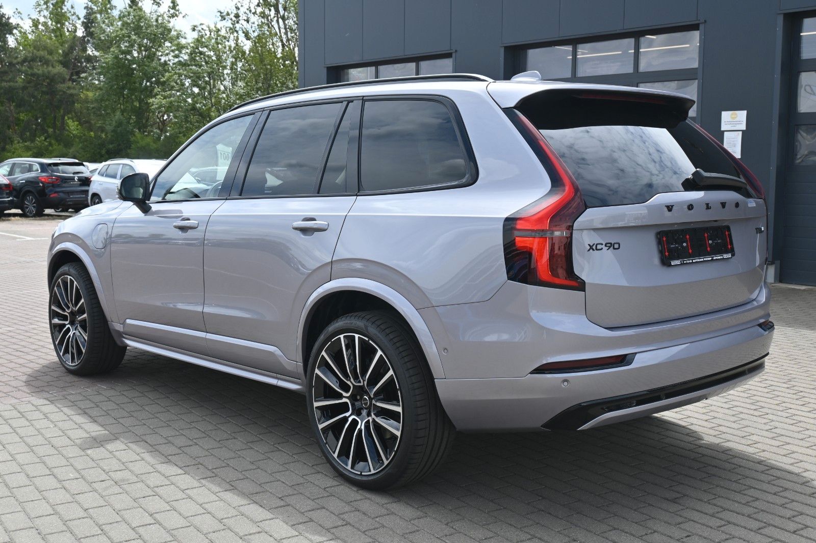 Fahrzeugabbildung Volvo XC90 T8 AWD Ultra Dark*STDHZG*360°*LUFT*ACC*AHK