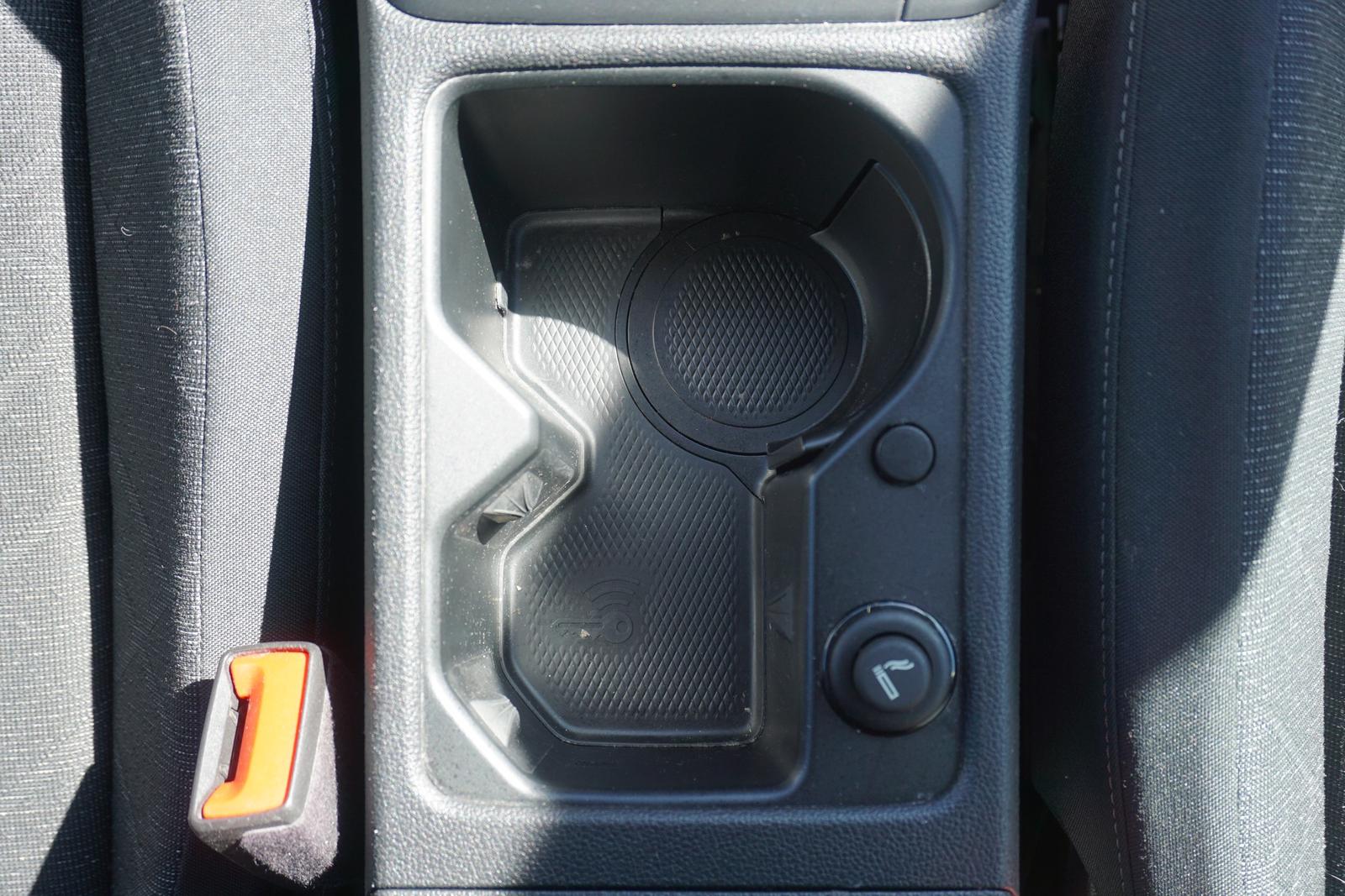 Volkswagen Golf VIII 1.5 TSI Life LED Navi App-Connect ACC, миниатюра 28