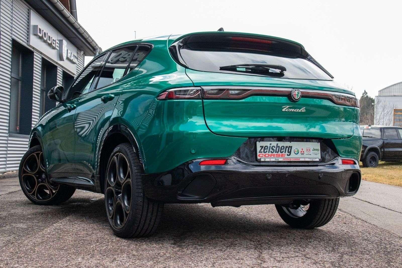 Fahrzeugabbildung Alfa Romeo Tonale MY25 1.5 VGT Hybrid 118kW DCT INTENSA