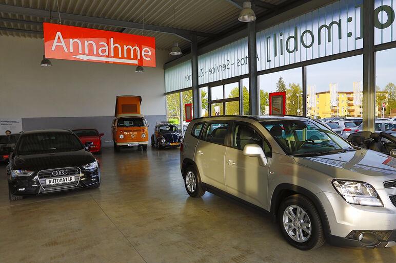 showroom-image-main