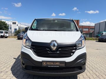 Renault Trafic - 2