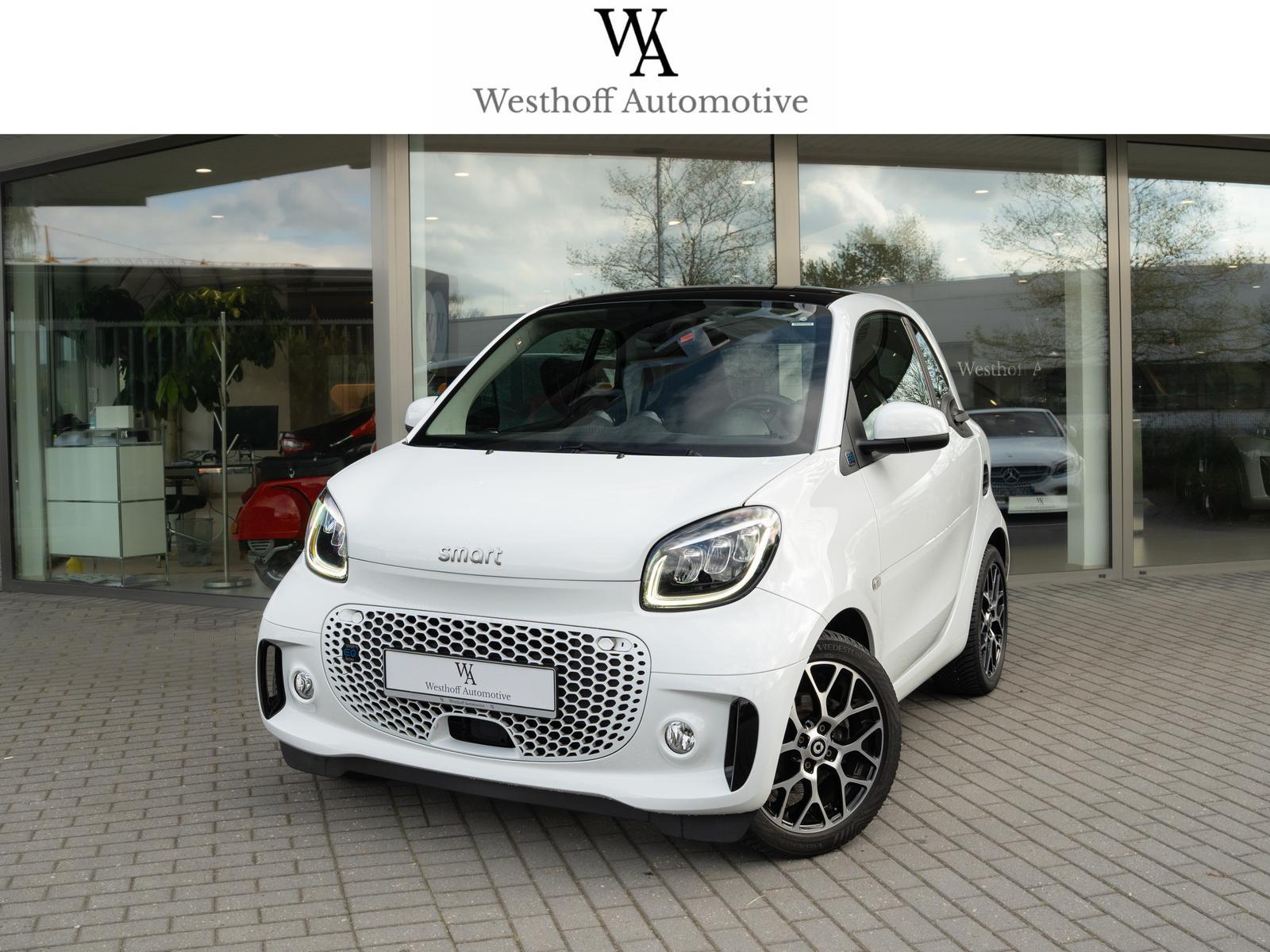 Smart fortwo EQ Pano Exclusive CarPlay 22KW Kamera LED