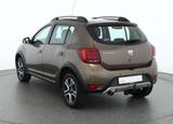 Dacia Sandero Stepway 0.9 TCe Celebration Navi AHK PDC - Dacia Sandero Celebration mit Benzin-Antrieb