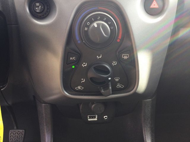 AYGO 1.0 x-play connect