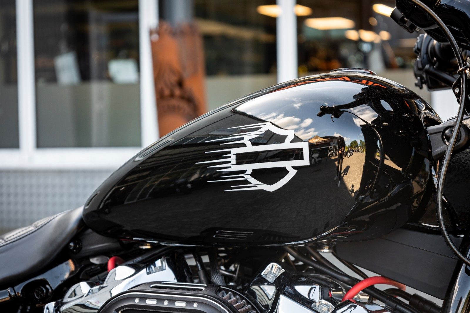 Fahrzeugabbildung Harley-Davidson FXBRS Breakout 114 cui - Jekill & Hyde