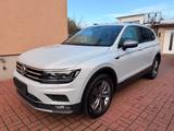 Volkswagen Tiguan Allspace 2.0 TDi Highline 4Motion 7-SITZE - Volkswagen Tiguan Allspace aus 2017
