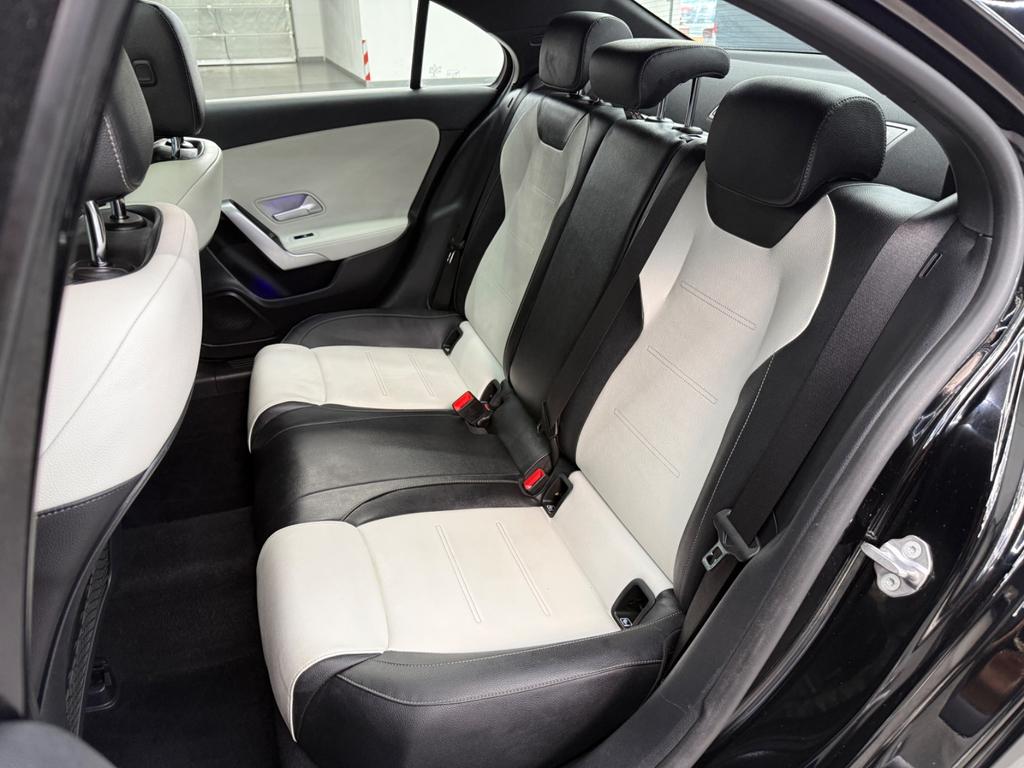 Mercedes-Benz A 180d AMG Limousine, Foto 38 von 50