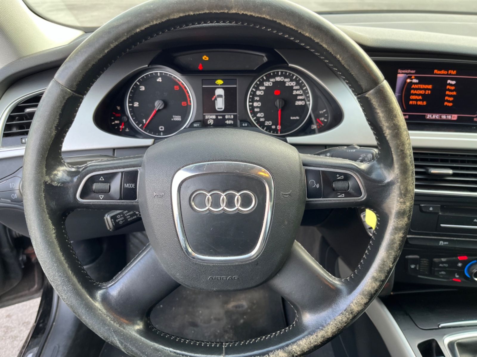 Fahrzeugabbildung Audi A4 2.0 TDI Kombi
