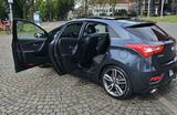 Hyundai i30 1.6 T GDI Turbo *Navi* *Panorama* - gebrauchte Hyundai i30 aus dem Jahr 2016