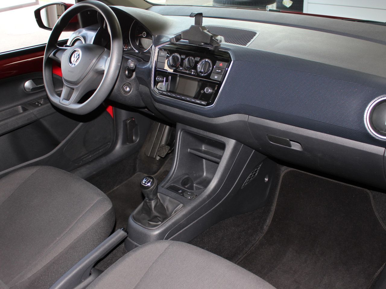 Fahrzeugabbildung Volkswagen up! Move 1.0 RFK/PDC/Tempomat