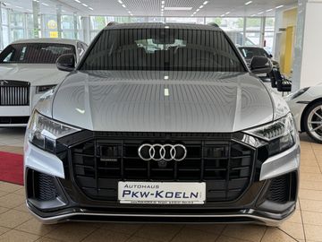 Audi Q8 - 5