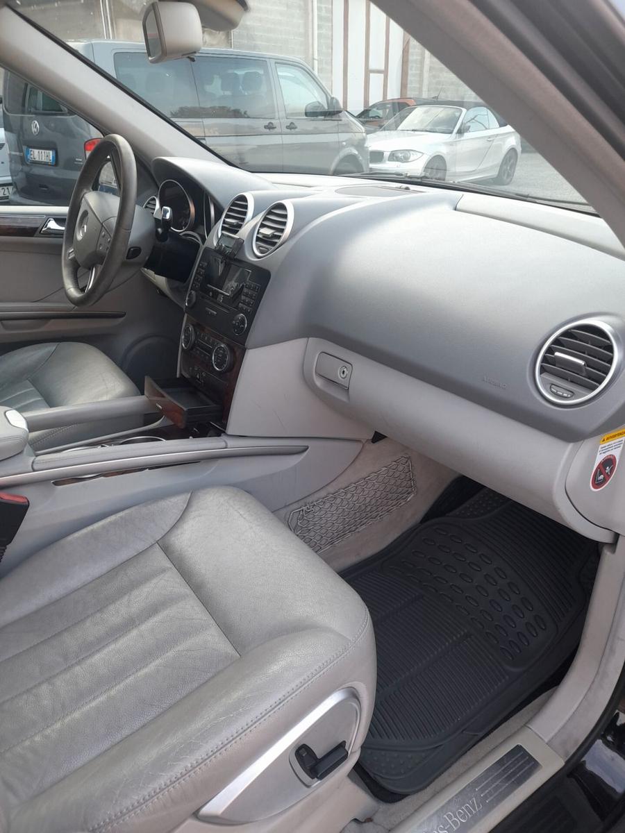 Mercedes-Benz ML280 2007 — photo 13