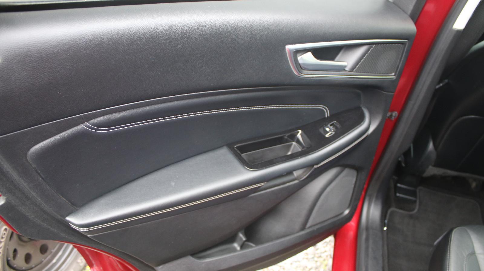 Ford Edge Titanium 4x4 Leder