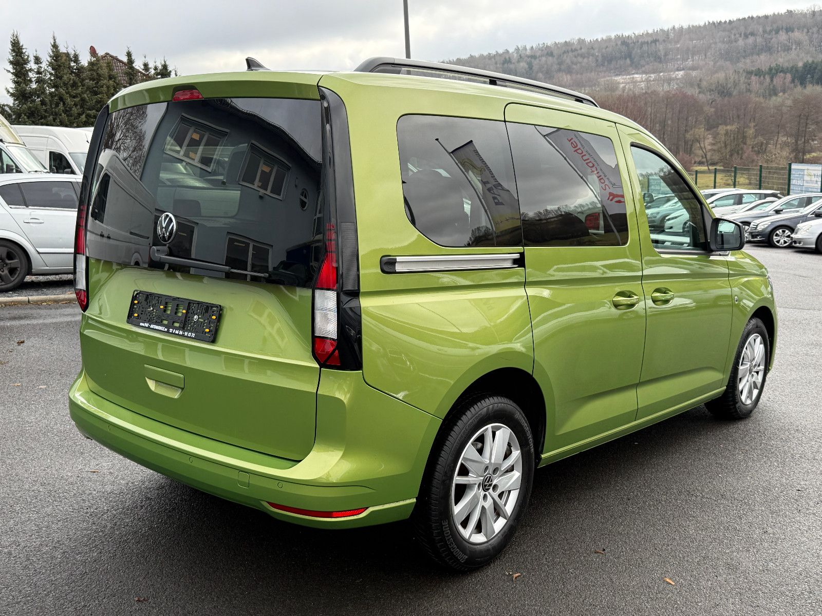 Fahrzeugabbildung Volkswagen Caddy Life 2.0 TDI ACC DAB PDC SHZ Winterpaket