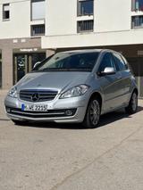 Mercedes-Benz A 180 CDI/ Automatik-Designo-Navi-Alufelgen - : Alufelgen