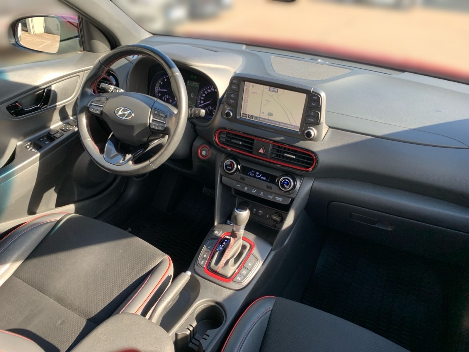 Fahrzeugabbildung Hyundai KONA 1.6 T-GDI Unique Navi LED